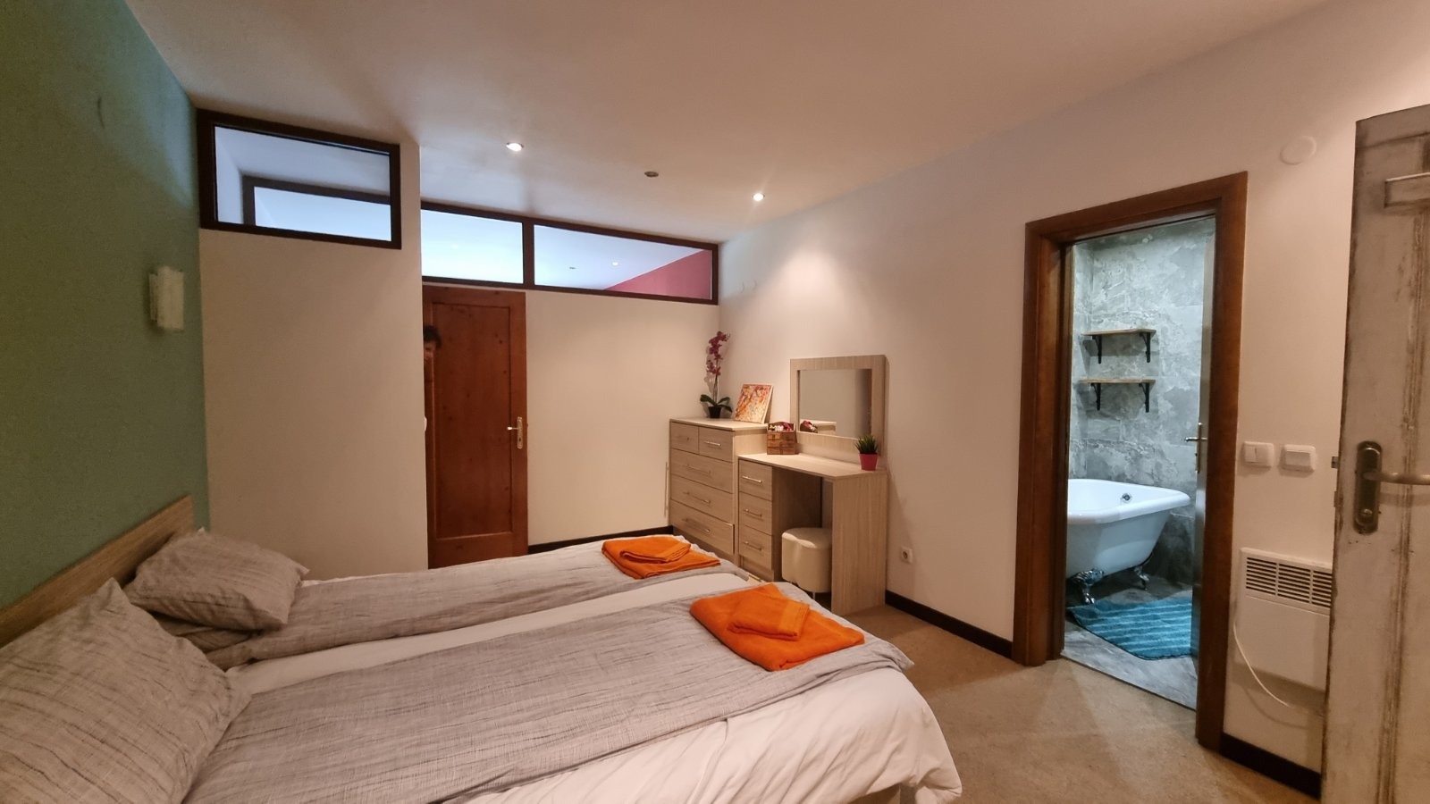 Продава 3-СТАЕН, гр. Банско, област Благоевград, снимка 6 - Апартаменти - 54028145