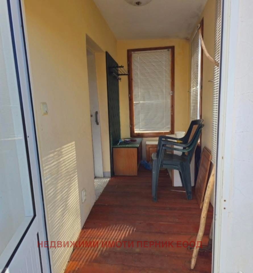 Продава КЪЩА, с. Горна Врабча, област Перник, снимка 8 - Къщи - 54424114