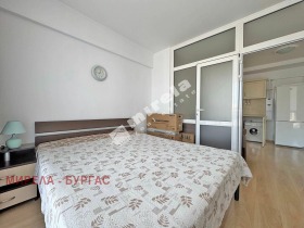 1 quarto k.k. Slantchev briag, região Burgas 7
