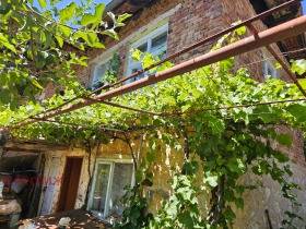 Maison Elovdol, région Pernik 7