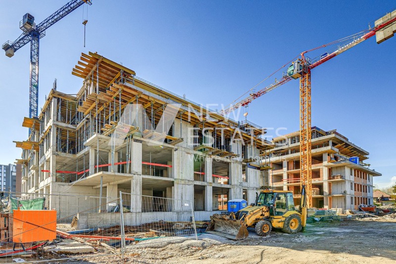 Продава 3-СТАЕН, гр. София, Кръстова вада, снимка 2 - Апартаменти - 52379870