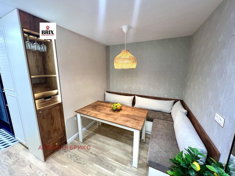 Продава 3-СТАЕН, гр. Русе, Здравец Изток, снимка 2 - Апартаменти - 53036522