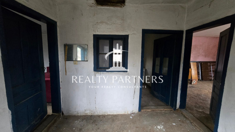 Продава КЪЩА, с. Лесковец, област Перник, снимка 10 - Къщи - 53355504