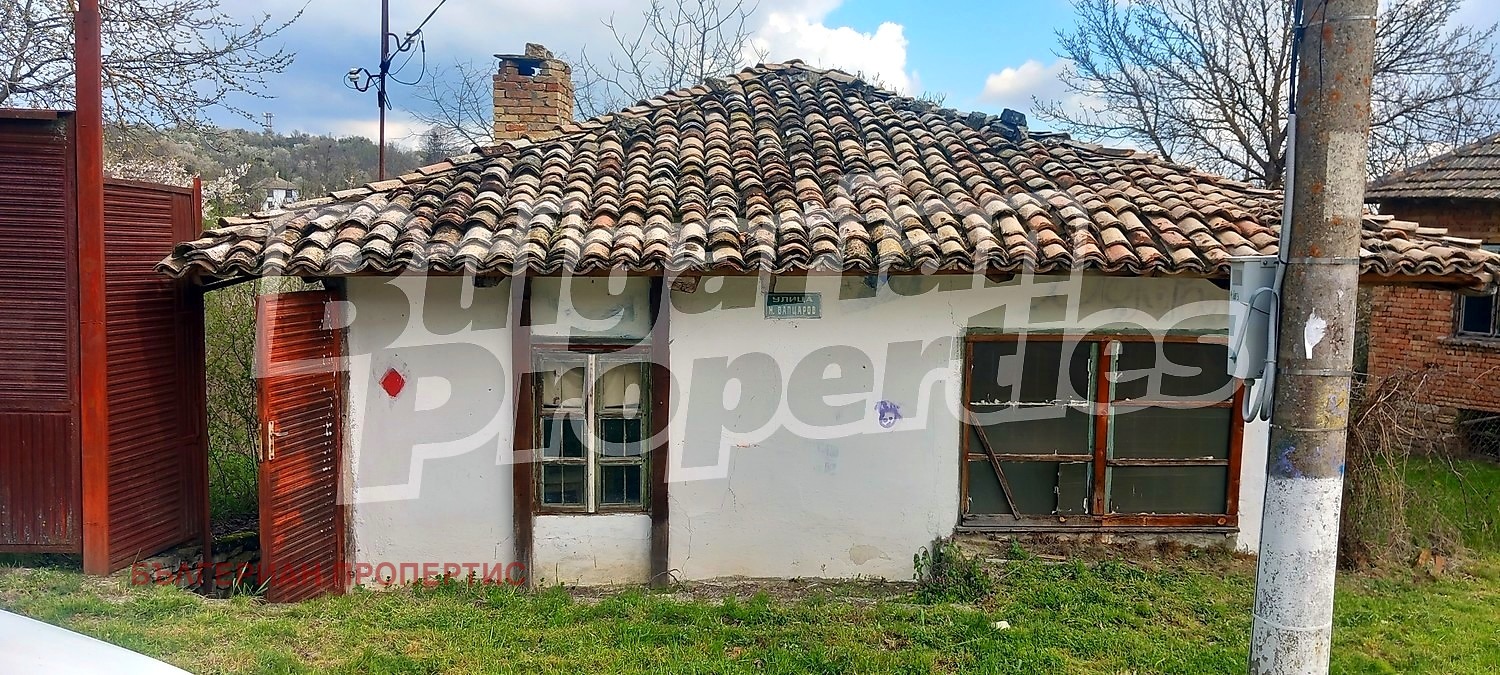 Продава КЪЩА, с. Бракница, област Търговище