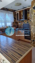 Продава ЕТАЖ ОТ КЪЩА, град Шумен, Пожарната • 180000 € • 64769576 — Holmes.bg