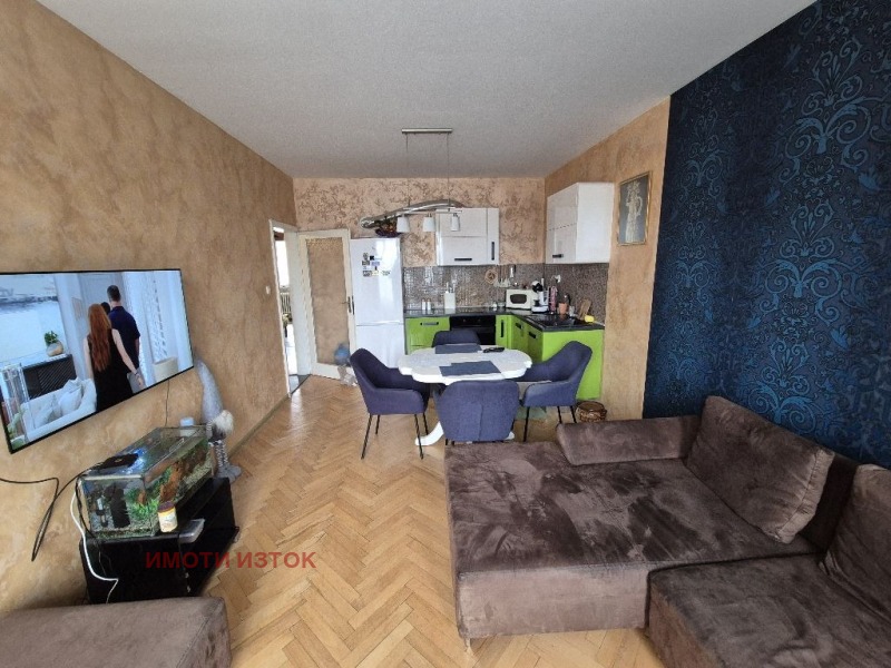 Na prodej  1 ložnice Pernik , Iztok , 62 m2 | 21169111 - obraz [2]