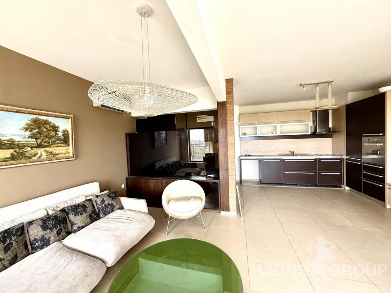 In vendita  1 camera da letto Varna , m-t Akchelar , 109 mq | 70225873