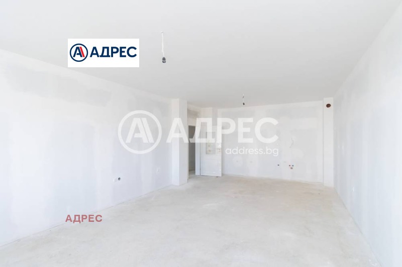 Продава 3-СТАЕН, град Варна, Цветен квартал • 240000 € / 469399.20 лв. • 26115971 1