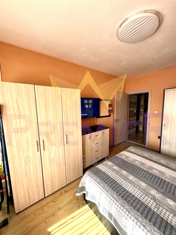 Продава 3-СТАЕН, гр. Добрич, Център, снимка 5 - Апартаменти - 52411609