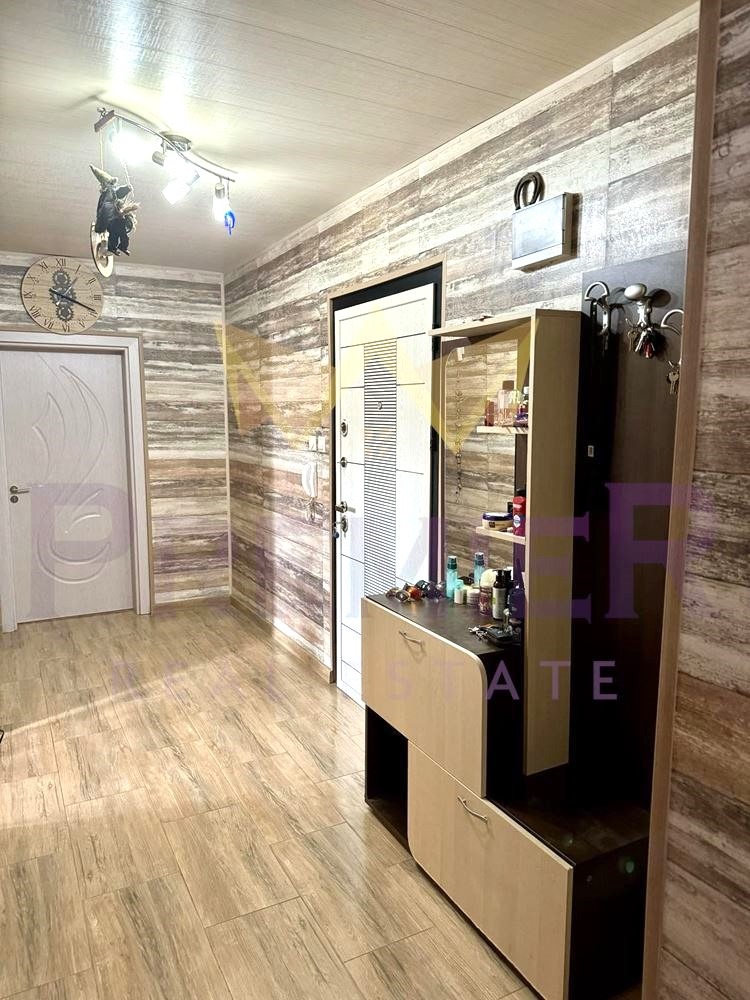 Продава 3-СТАЕН, гр. Добрич, Център, снимка 11 - Апартаменти - 52411609