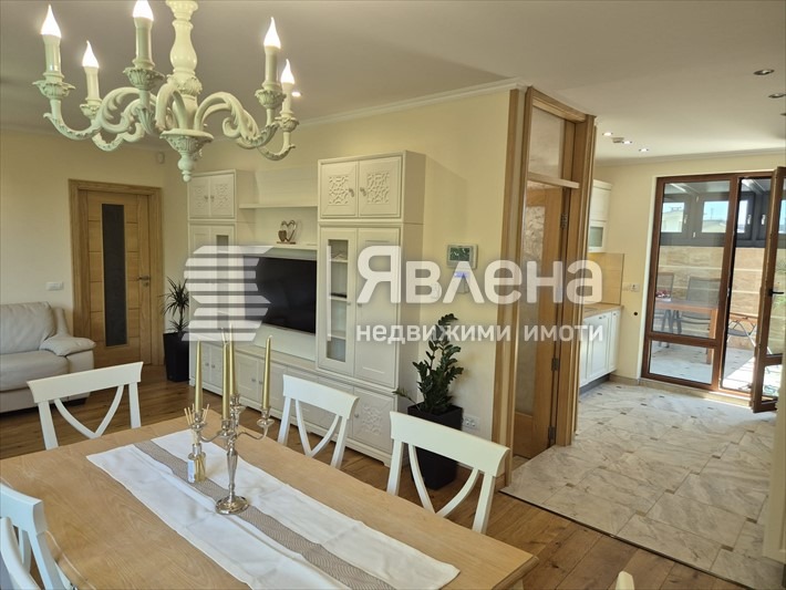Προς πώληση  3 υπνοδωμάτια Βαρνα , ΒΗΝΣ-ΤΣερβεν πλοτσταδ , 281 τ.μ | 92657904 - εικόνα [8]