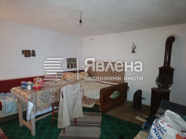 Продава КЪЩА, с. Отец Кирилово, област Пловдив, снимка 4 - Къщи - 52745247