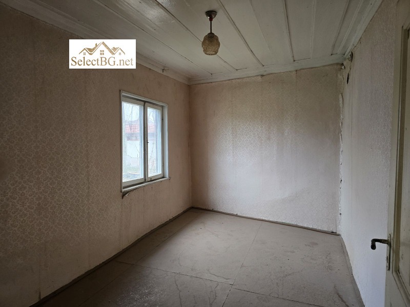 Продава КЪЩА, с. Ресен, област Велико Търново, снимка 6 - Къщи - 52814123