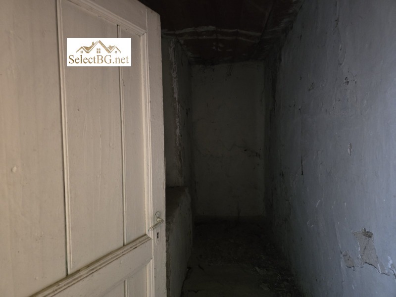 Продава КЪЩА, с. Ресен, област Велико Търново, снимка 7 - Къщи - 52814123