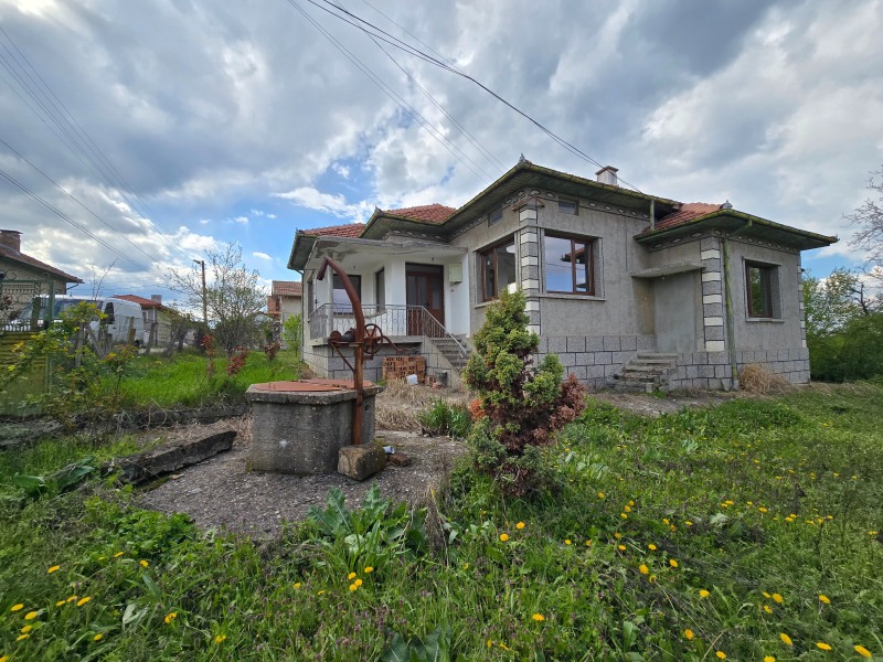 Продава КЪЩА в област Велико Търново, с. Мерданя - 155 кв.м / 129 000 € » 252 302.07 лв., ЕРА ЦАРЕВЕЦ
