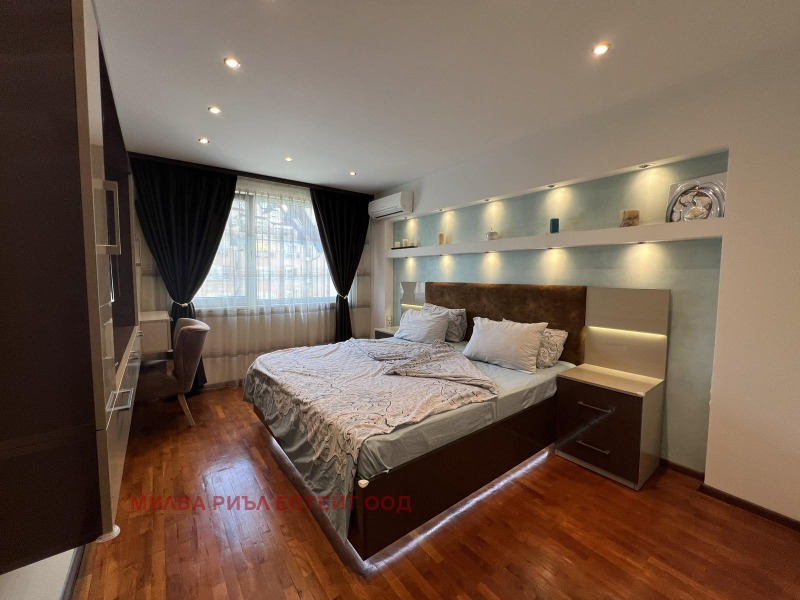 De vânzare  2 dormitoare Sofia , Razsadnica , 84 mp | 47343234 - imagine [10]