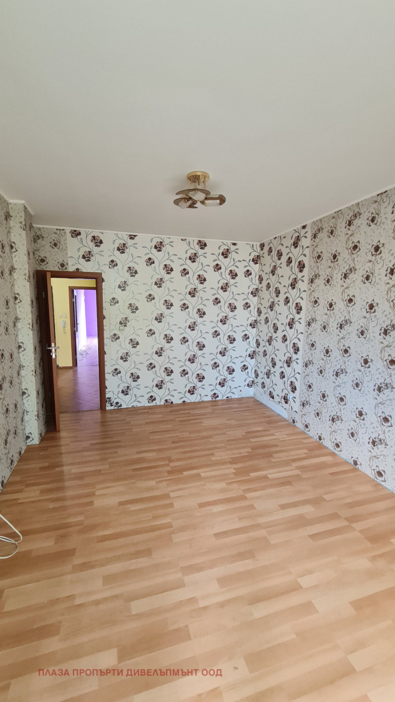 Продава  3-стаен, град София, Люлин - център •  180 000 EUR • ID 15148835 — holmes.bg - [1] 