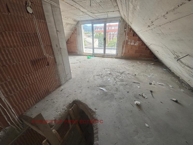 De vânzare  2 dormitoare Pernic , Țentâr , 140 mp | 52279121 - imagine [6]