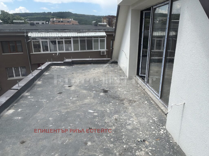 De vânzare  2 dormitoare Pernic , Țentâr , 140 mp | 52279121 - imagine [8]