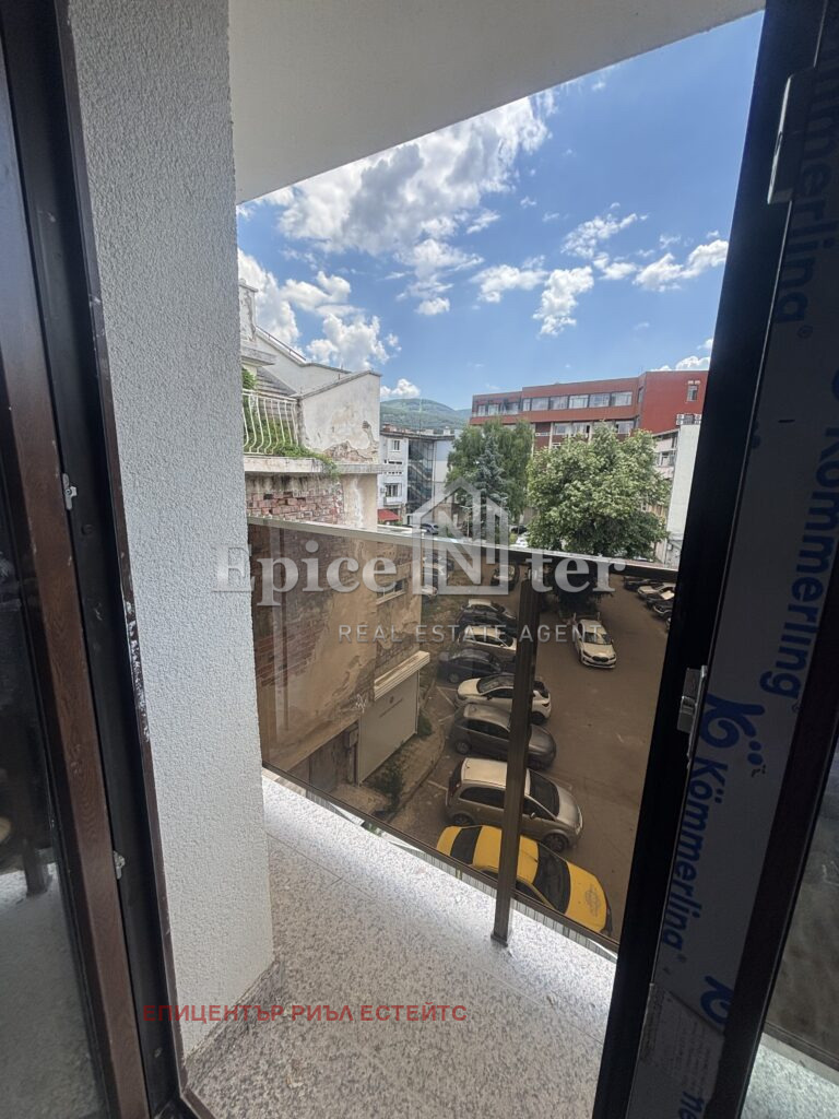 De vânzare  2 dormitoare Pernic , Țentâr , 140 mp | 52279121 - imagine [2]