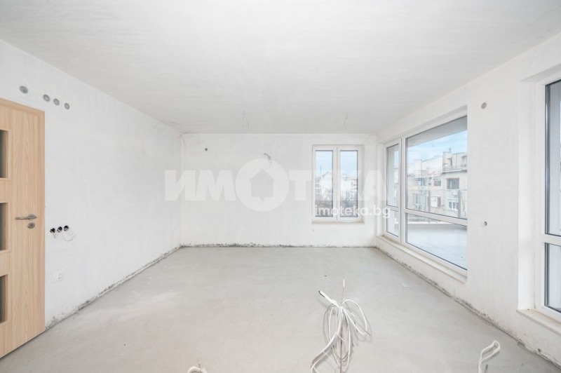 Продава 3-СТАЕН, гр. Пловдив, Център, снимка 7 - Апартаменти - 53381521