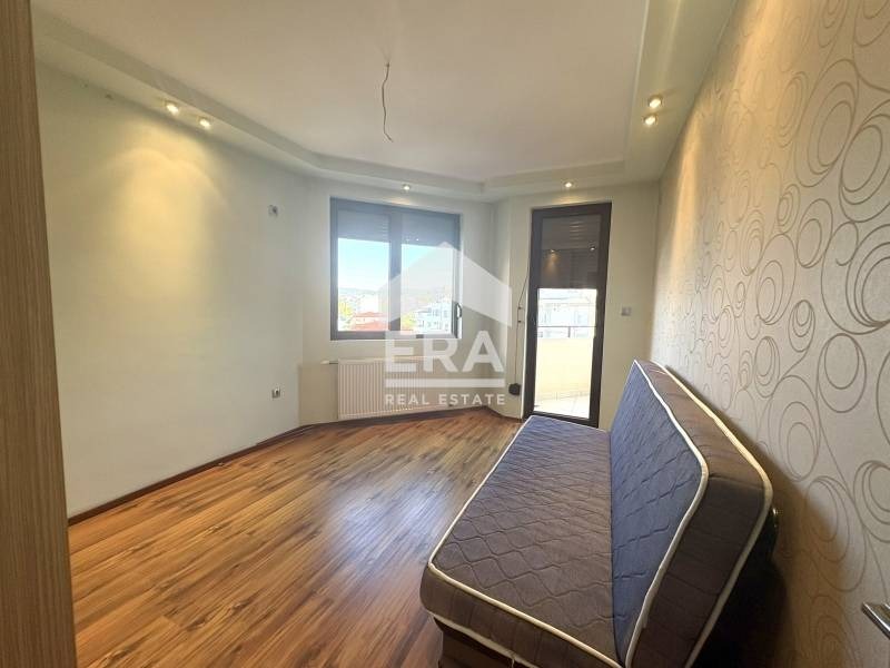 Продава 3-СТАЕН, гр. Велико Търново, Зона Б, снимка 12 - Апартаменти - 55474950