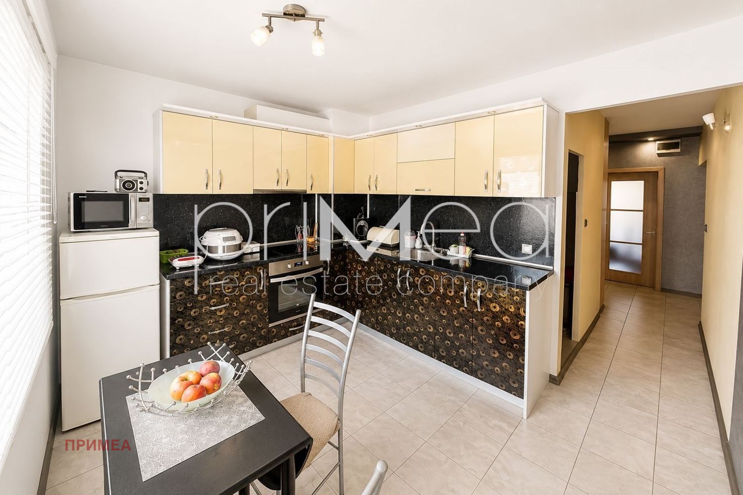 Продава 3-СТАЕН, гр. Бургас, Възраждане, снимка 4 - Апартаменти - 55406116