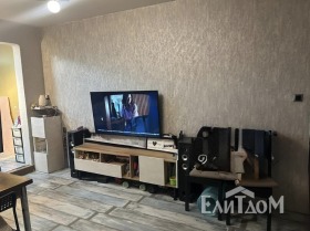 1 chambre Mladost 1, Sofia 3