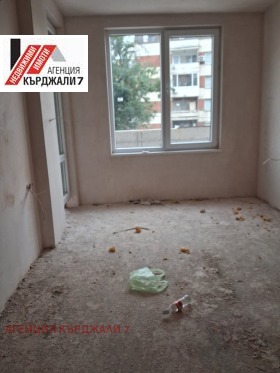 ������� 3-����� | Imot.bg � ����� ������ 8