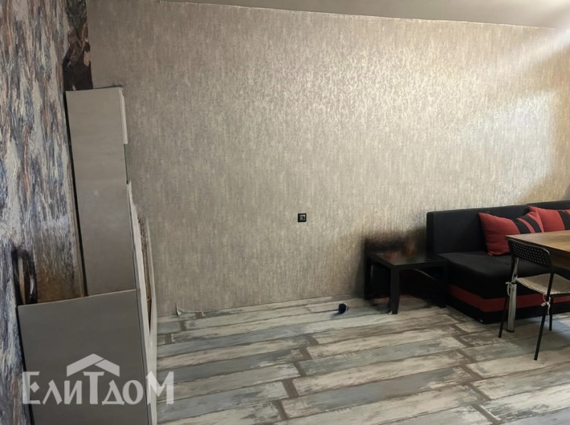 Na prodej  1 ložnice Sofia , Mladost 1 , 72 m2 | 30631486 - obraz [2]