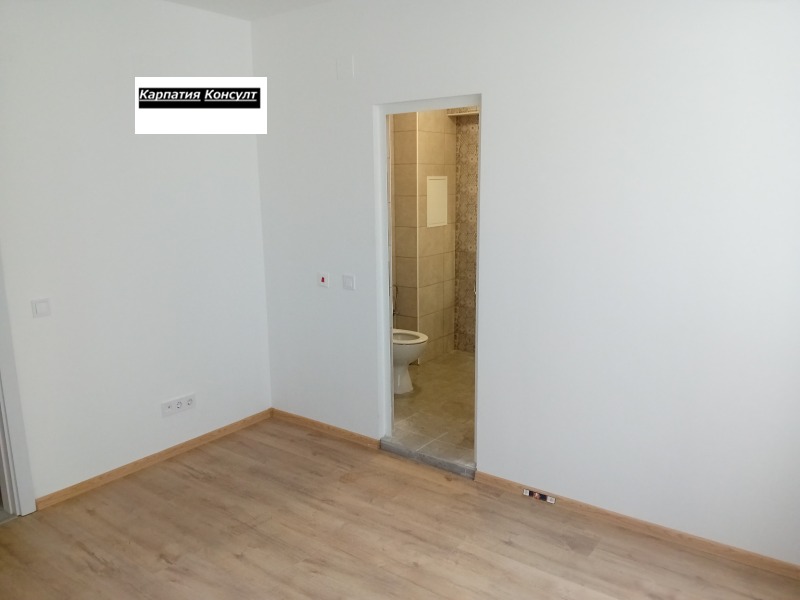 À venda  3 quartos Sofia , Zona B-5-3 , 135 m² | 48420857 - imagem [12]