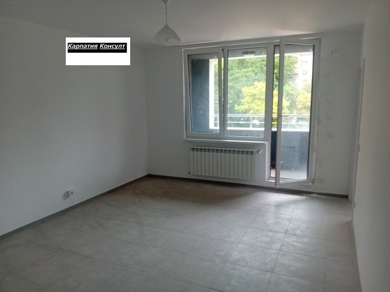 À venda  3 quartos Sofia , Zona B-5-3 , 135 m² | 48420857 - imagem [14]