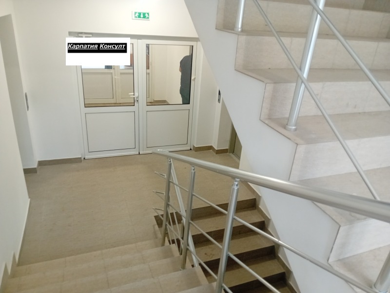 À venda  3 quartos Sofia , Zona B-5-3 , 135 m² | 48420857 - imagem [16]