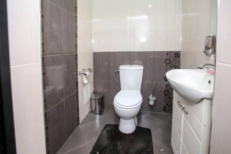 À venda  Casa região Sófia , Bojurichtche , 339 m² | 33689810 - imagem [12]
