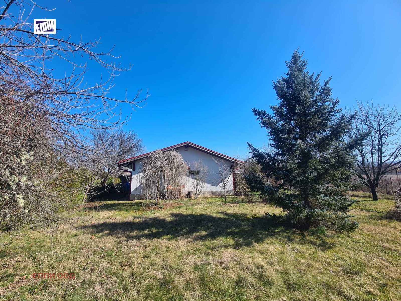 Продава КЪЩА, с. Дебели лаг, област Перник