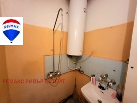 2-стаен град Русе, Чародейка - Юг 10