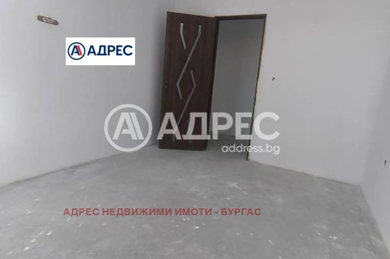 Продава 3-СТАЕН, гр. Бургас, Център, снимка 2 - Aпартаменти - 45098142