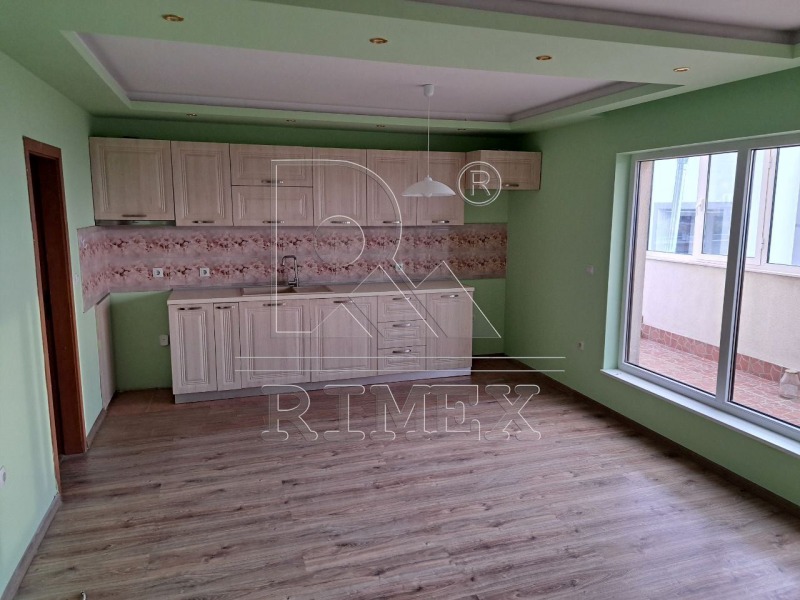 Продава  3-стаен област Пловдив , с. Марково , 85 кв.м | 15777015 - изображение [2]