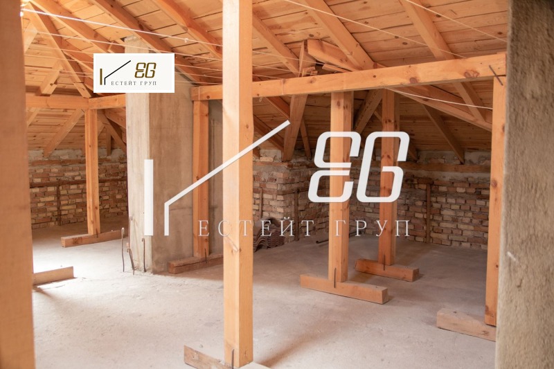 Продава ЕТАЖ ОТ КЪЩА, гр. Варна, Аспарухово, снимка 2 - Етаж от къща - 53523222