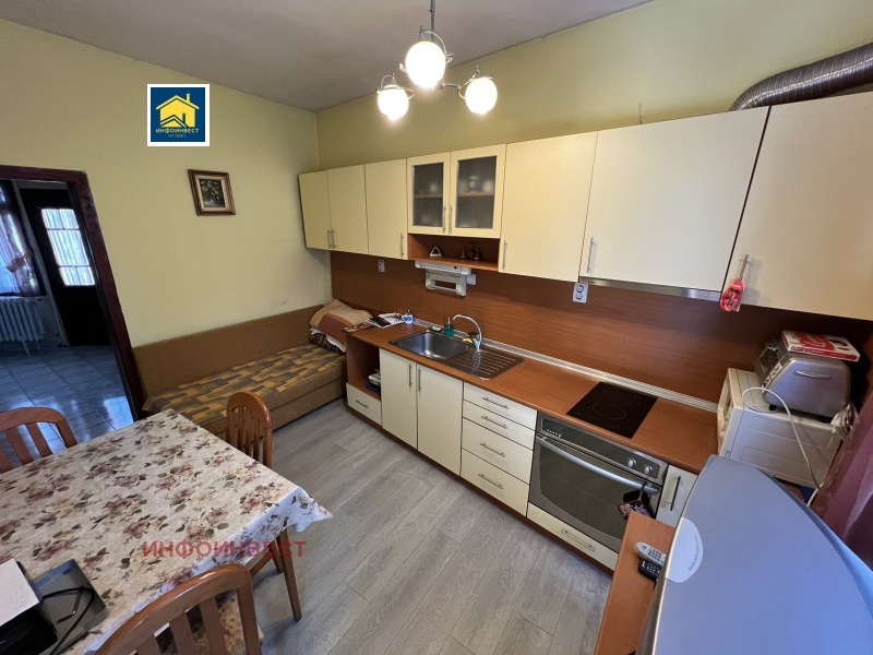 Продава  Къща област Пазарджик , гр. Ракитово , 163 кв.м | 72230410 - изображение [3]