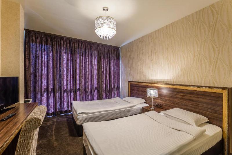 En venta  Hotel Stara Zagora , Tsentar , 2200 metros cuadrados | 15706485 - imagen [16]