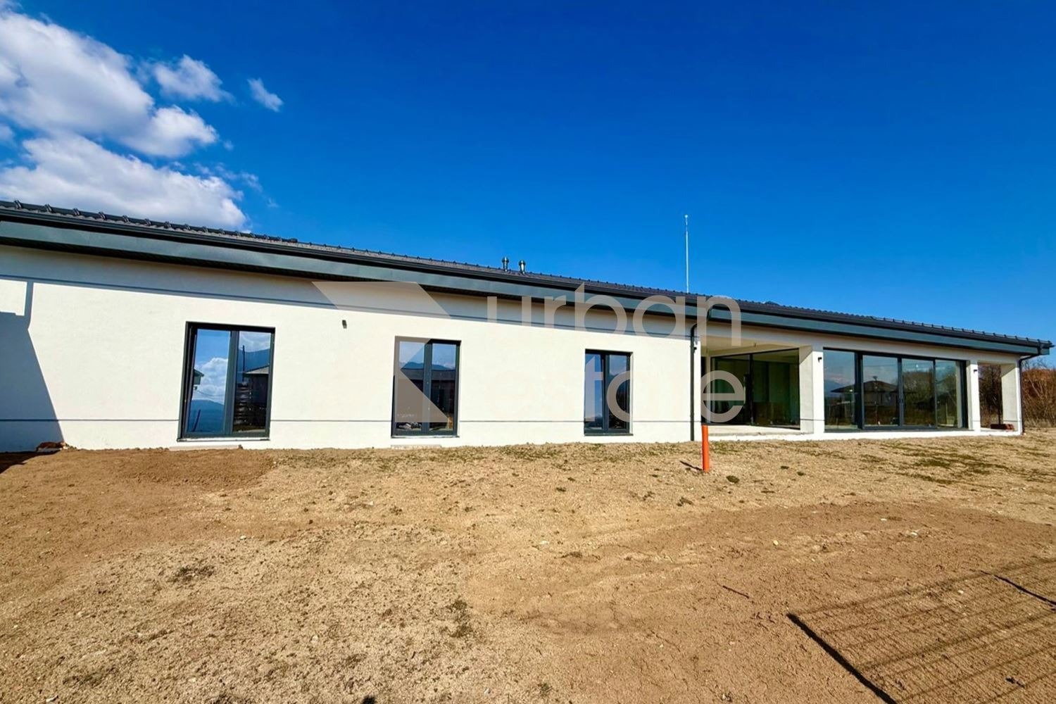 Продава КЪЩА, с. Белчин, област София област, снимка 11 - Къщи - 53754001