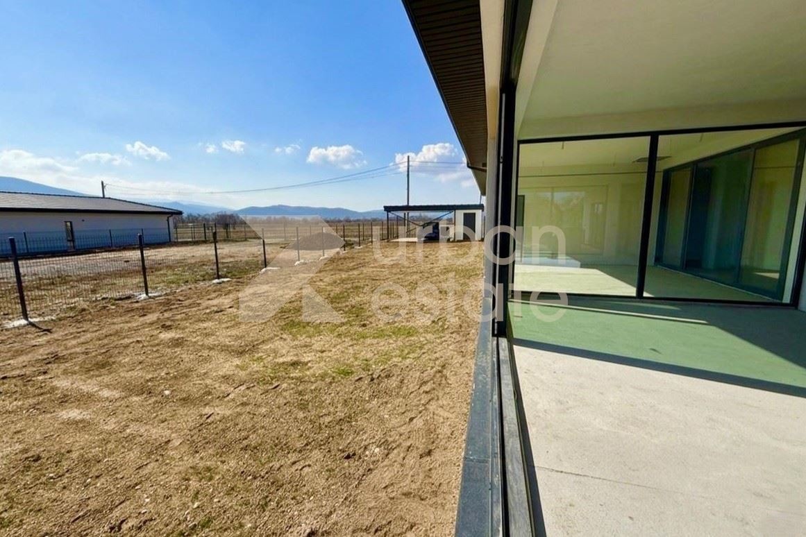 Продава КЪЩА, с. Белчин, област София област, снимка 5 - Къщи - 53754001