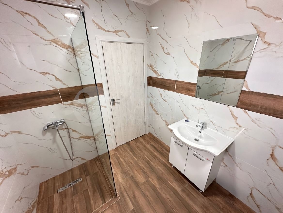 Продава КЪЩА, гр. Балчик, област Добрич, снимка 11 - Къщи - 54212190