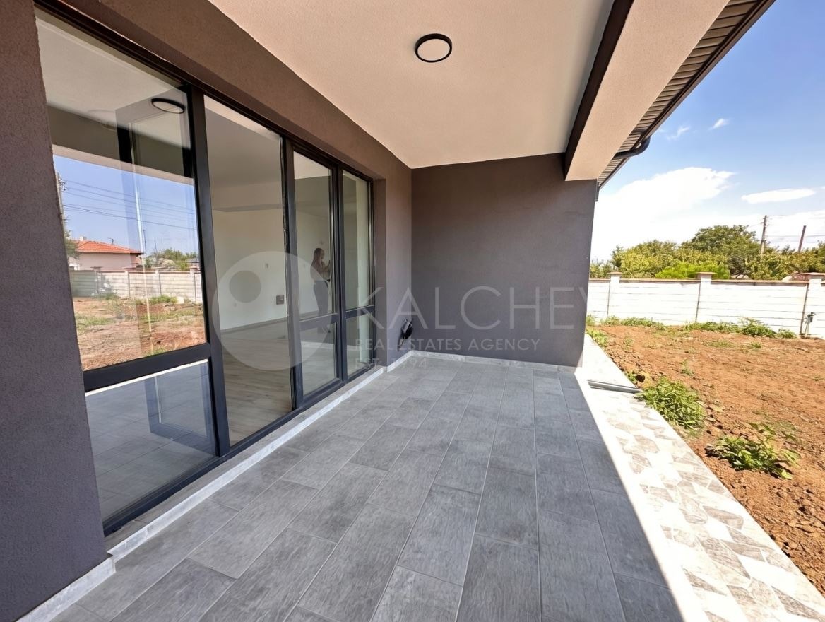 Продава КЪЩА, гр. Балчик, област Добрич, снимка 2 - Къщи - 54212190