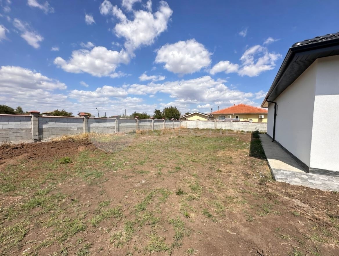 Продава КЪЩА, гр. Балчик, област Добрич, снимка 15 - Къщи - 54212190