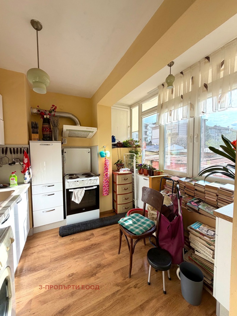 Продава 3-СТАЕН в град Пазарджик, Идеален център - 102 кв.м / 120 000 € » 234 699.60 лв., З-ПРОПЪРТИ ЕООД