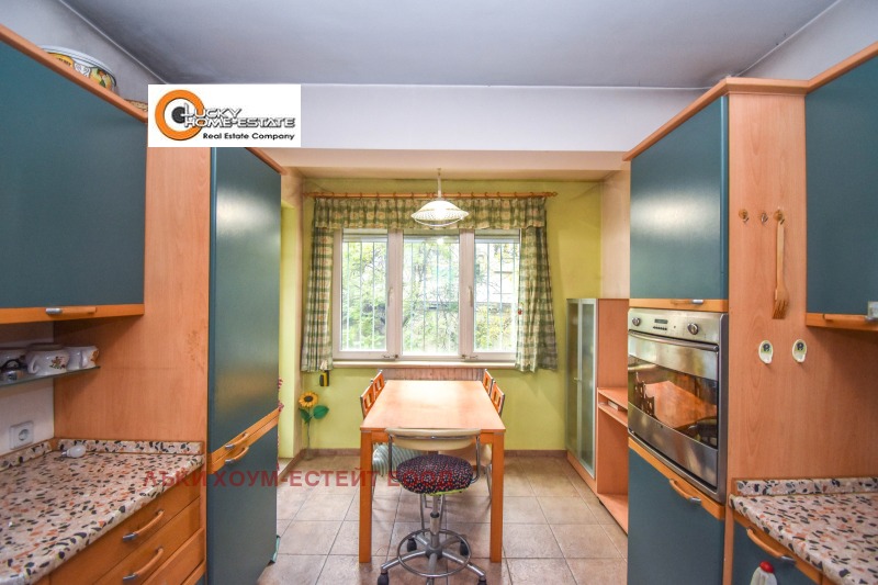 Na sprzedaż  2 sypialnie Sofia , Centar , 129 mkw | 84683740 - obraz [12]