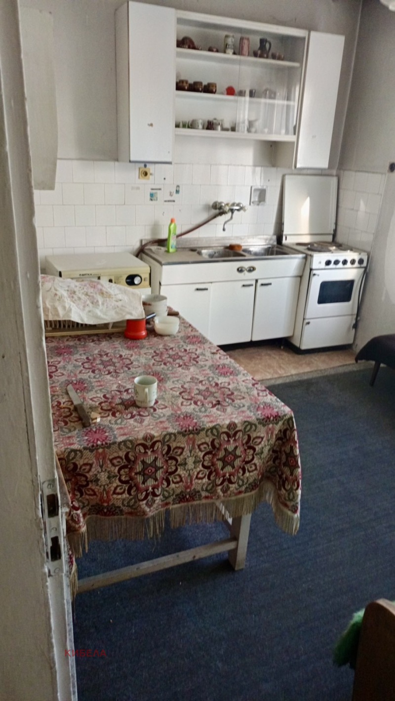 Продава 3-СТАЕН, гр. Перник, Център, снимка 10 - Апартаменти - 52178445