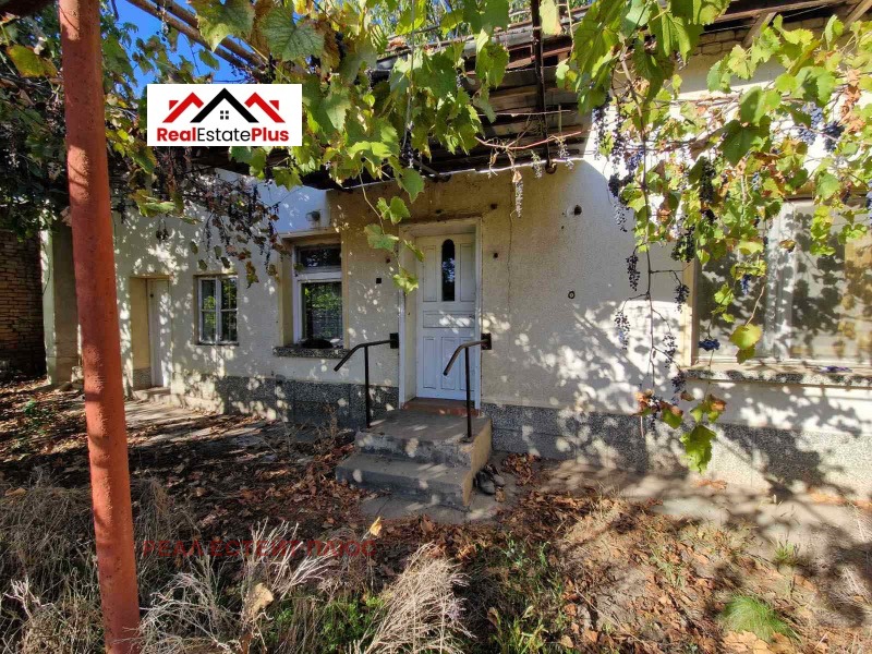 Продава КЪЩА, гр. Тръстеник, област Плевен